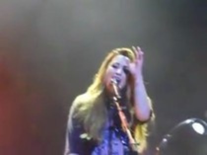 Demi Lovato - Here we go again - Caracas Venezuela (981) - Demi - Here we go again Caracas Venezuela Part oo3