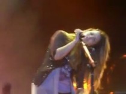 Demi Lovato - Here we go again - Caracas Venezuela (1019) - Demi - Here we go again Caracas Venezuela Part oo3