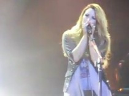 Demi Lovato - Here we go again - Caracas Venezuela (1006)