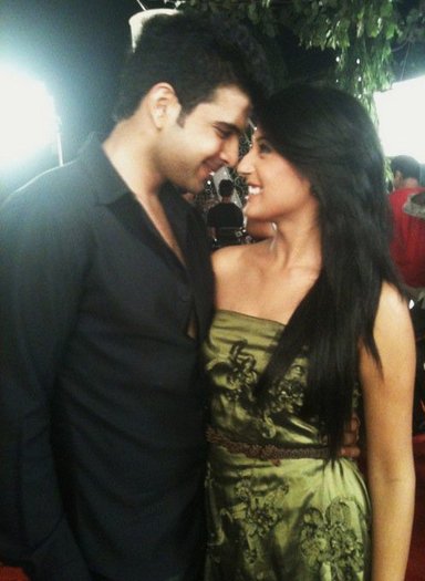 208491_125956597479268_100001947866971_188374_5503706_n - Kritika Kamra
