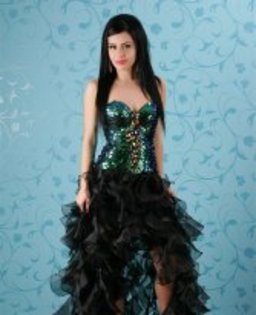 48647-168x205-lo - rochii