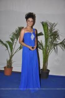 images (7) - Pooja Gor