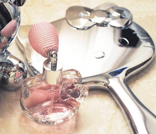 581516_349603651754446_275640322484113_893295_1028302044_n - accesories