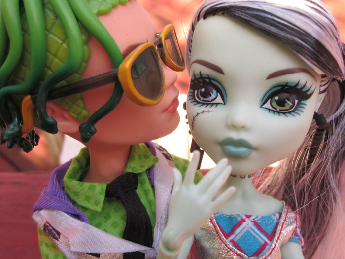 frank_and_deuc__her_manster_four_by_childofwestwind-d4w5htr - monster high