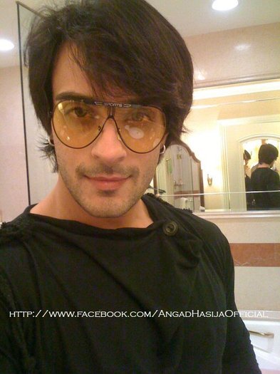 196398_209021522447384_206545479361655_909419_5220086_n - Angad Hasija