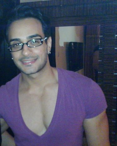 183754_206579526024917_206545479361655_890802_6795872_n - Angad Hasija