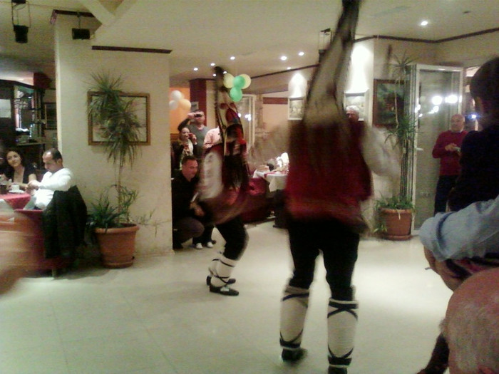 dansuri populare bulgaresti...