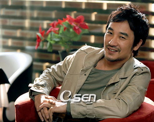 South Korean popular actor Uhm Tae Woong picture _45_