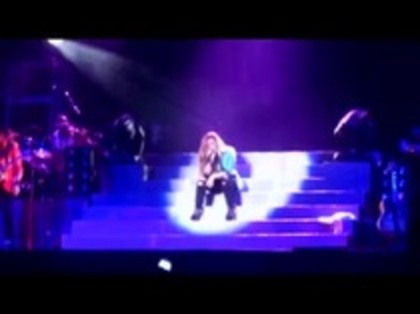 Fix A Heart - Demi Lovato @ Lima - Peru 17_14_12 (2)