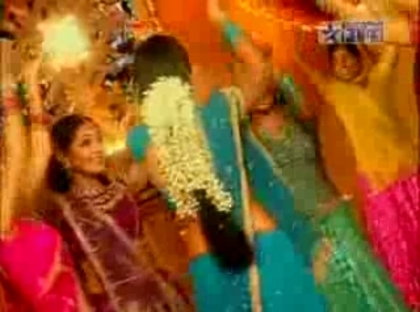 00_00_40 - jennifer winget 3
