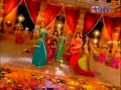 00_01_30 - jennifer winget 3