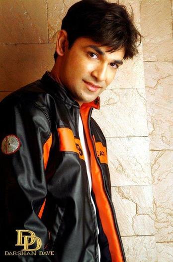 269660_1817800928694_1350240696_31490743_5287890_n