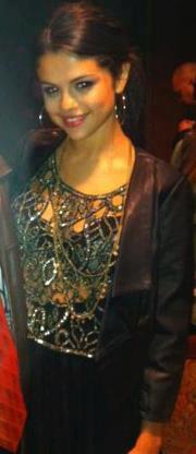 395925_118727901587383_100003505215870_71560_136234089_n[1] - poze sell marie sell gomez