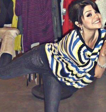 424882_105955812866712_100003568809214_22806_1652035190_n - poze sell marie sell gomez