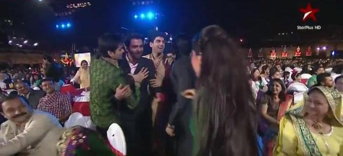 1 (32) - Iss Pyaar Ko Kya Naam Doon - Star Parivaar Awards - 2012 - Caps