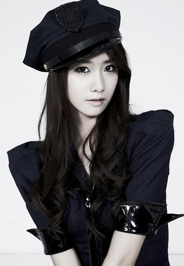 snsd-yoona-3rd-album-mr-taxi-version-concept-pictures-1_large