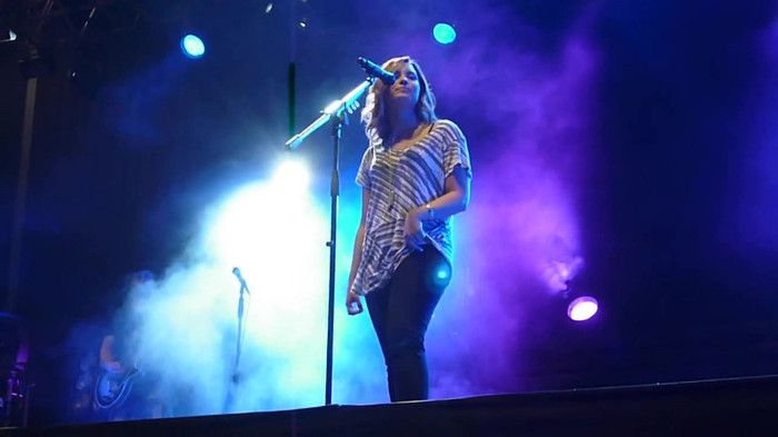 My Love Is Like A Star - Demi Lovato - Panama City_ April 13th. 3993 - Demi - Singing My Love Like A Star Live In Panama City Part oo7