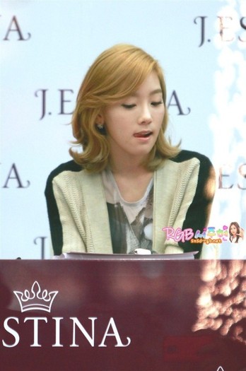 tumblr_lvqowyHRF01qdmxh2o1_r1_500_large - Taeyeon o