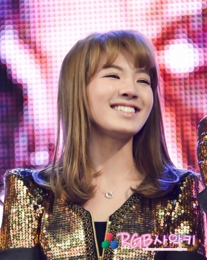 tumblr_llxuwtugFC1qh8dh2o1_500_large - Hyoyeon