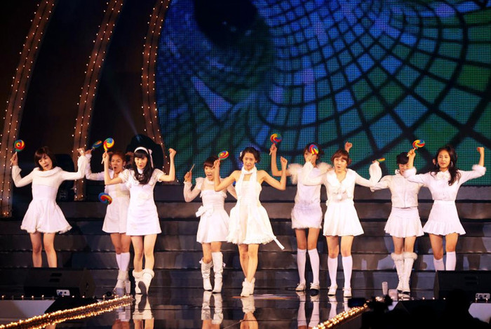 taeyonlollipopflyingaccxh9