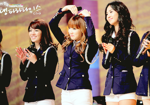 tumblr_llpzd5pO8U1qhwy7ko1_500_large - SNSD