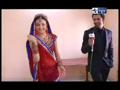 1 (15) - Iss Pyaar Ko Kya Naam Doon - SaRun Segment - SBS - 13th February - 2012 - Caps