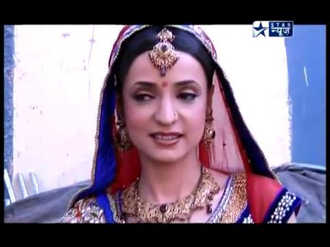 Arnav_Raizada_marries_Khushi_Kumari_Gupta_006 - Iss Pyaar Ko Kya Naam Doon - SaRun Segment - SBS - 14th February - 2012 - Caps