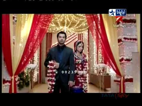 Arnav_Raizada_marries_Khushi_Kumari_Gupta_112 - Iss Pyaar Ko Kya Naam Doon - SaRun Segment - SBS - 14th February - 2012 - Caps
