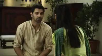 25 - Iss Pyaar Ko Kya Naam Doon - Barun And Sanaya In Dulux Paint Advert - Caps