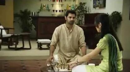 32 - Iss Pyaar Ko Kya Naam Doon - Barun And Sanaya In Dulux Paint Advert - Caps