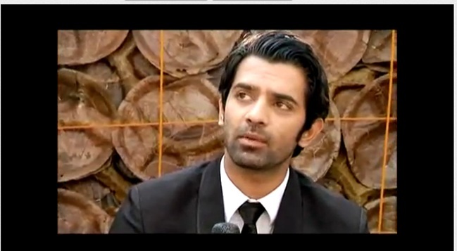 1 - Iss Pyaar Ko Kya Naam Doon - Barun Sobti - OffScreen Interview - SBS - 7th February - 2012 - Caps