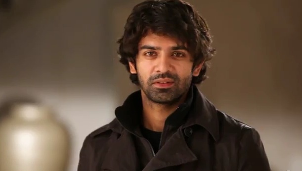 9 - Iss Pyaar Ko Kya Naam Doon - BARUN_S Test Look - Caps