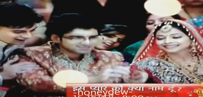 1 (11) - Iss Pyaar Ko Kya Naam Doon - Khushi And Arnav Are Married - Promo For - 16th February - 2012 - Caps