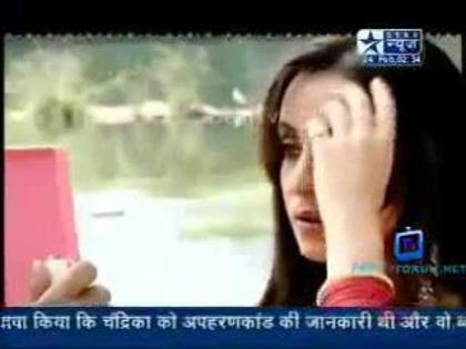 1 (15) - Iss Pyaar Ko Kya Naam Doon - SaRun - SBS - 24th February - 2012 - Caps