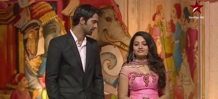 1 (61) - Iss Pyaar Ko kya Naam Doon - Star Parivaar Awards - 2012 - xxx BARUN xxx Hosting