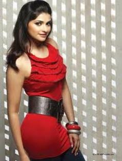  - Prachi Desai Mirrored Beauty PhotoShoot