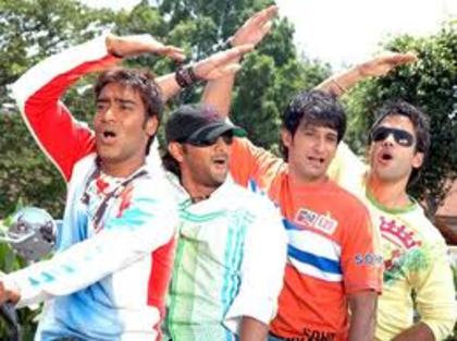 images (7) - Golmaal Returns