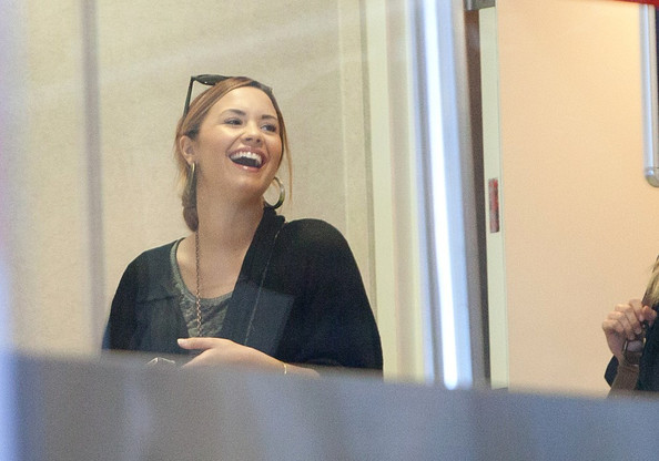 Demi+Lovato+Demi+Lovato+Airport+LA+CCOciQD75ILl