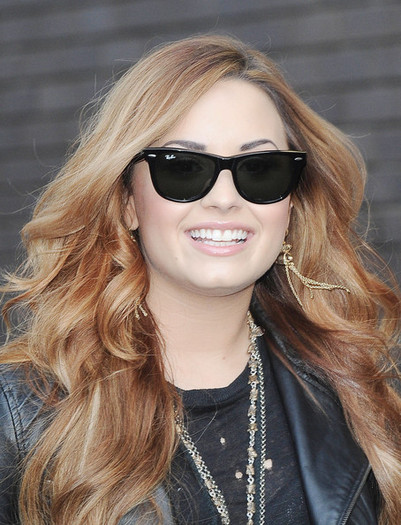 Demi+Lovato+Demi+Lovato+Leaves+ITV+Daybreak+PPxE7KQA75kl