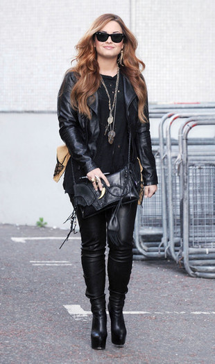 Demi+Lovato+Demi+Lovato+Leaves+ITV+Daybreak+S9JTdVjIPbVl