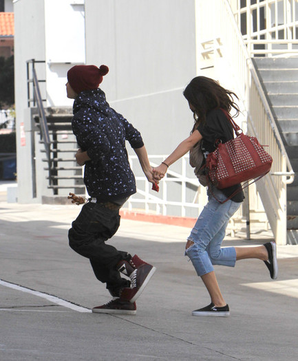 Selena+Gomez+Justin+Selena+Hit+Up+Panera+Lunch+6MDRwq1bP7yl
