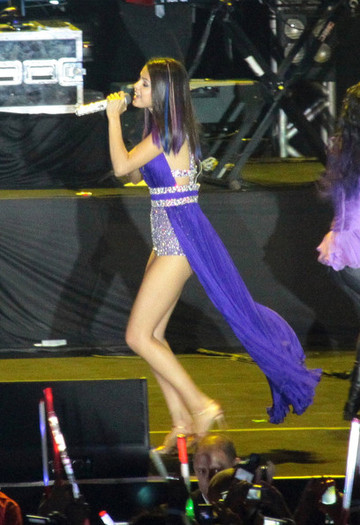Selena+Gomez+Selena+Gomez+performs+HSBC+Arena+FPBrnhP2c5Ml