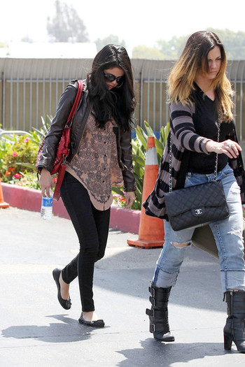 Selena+Gomez+Selena+Gomez+Santa+Monica+Airport+hyf2qdjv8r5l