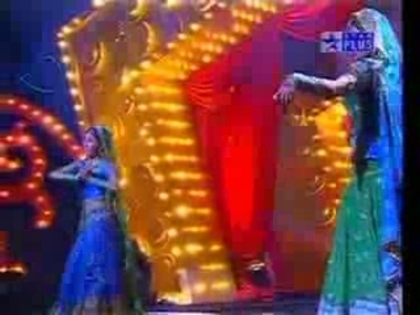 00_02_32 - Sadhna-Ragini Mujhe Rang de