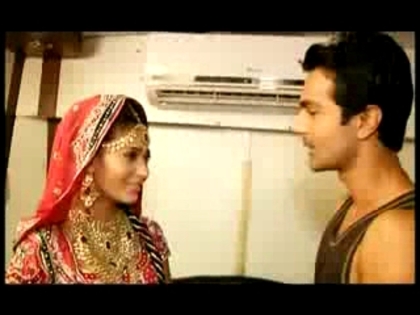 00_02_21 - sara khan 4