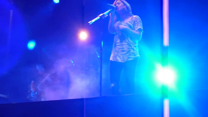 My Love Is Like A Star - Demi Lovato - Panama City_ April 13th. 6003 - Demi - Singing My Love Like A Star Live In Panama City Part o12