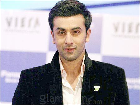 Ok......Ei sunt:Shahidu,John,Emranelu si Saifu.. - episodul 4