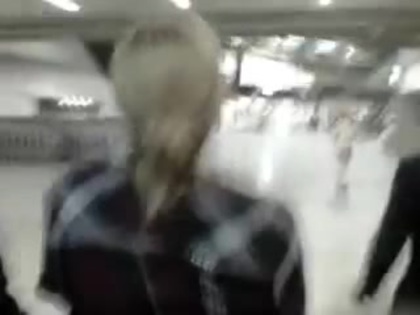 Demi Lovato No Aeroporto - Brasil 18.04.2012 (64) - Demi No Aeroporto - Brasil 18 04 2012