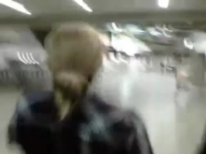 Demi Lovato No Aeroporto - Brasil 18.04.2012 (81) - Demi No Aeroporto - Brasil 18 04 2012