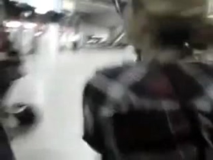 Demi Lovato No Aeroporto - Brasil 18.04.2012 (430)